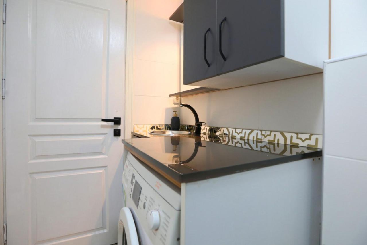 Stylish And Central Flat In Kadikoy Istanbul Exteriör bild